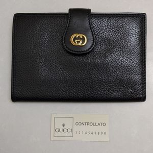 Gucci black bi-fold clasp wallet (New Vintage!)